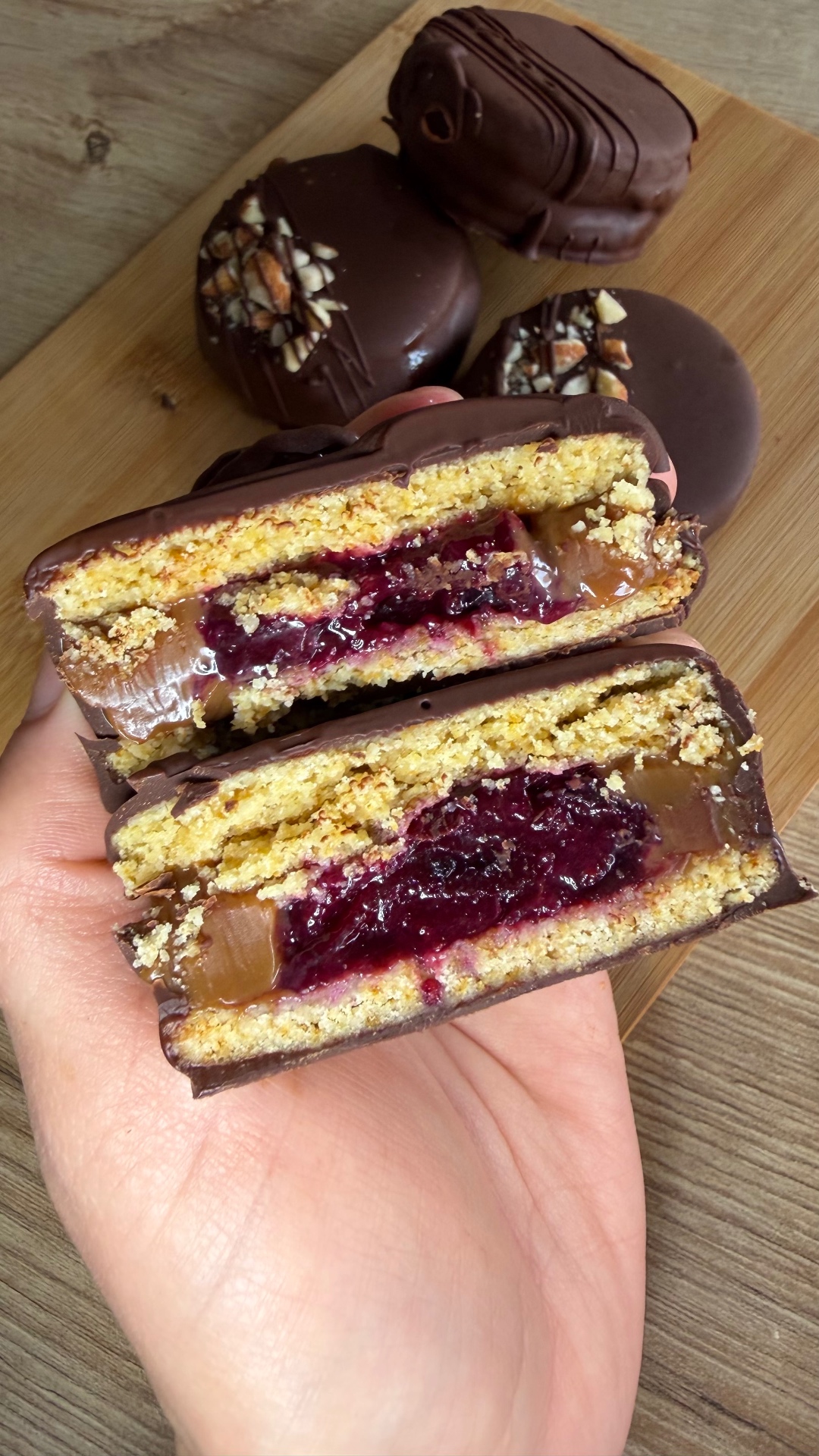 Alfajor de frutos rojos saludable