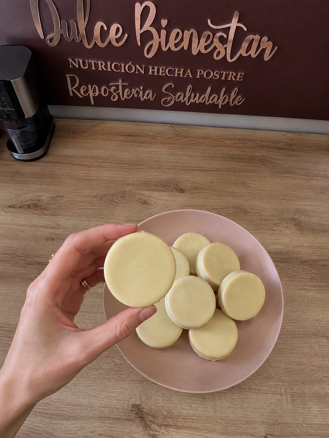 Alfajor de chocolate blanco